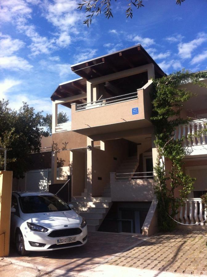Apartment Vila Nina 佩特坎内 外观 照片