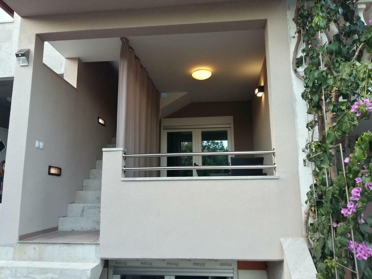 Apartment Vila Nina 佩特坎内 外观 照片